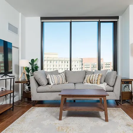 Luxury 2Br Backbay Boston Common T-Station Roof Top Lounge Gym